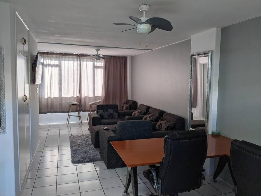 Capri24 - Modern Apartment Overlooking The Sea Amanzimtoti Luaran gambar