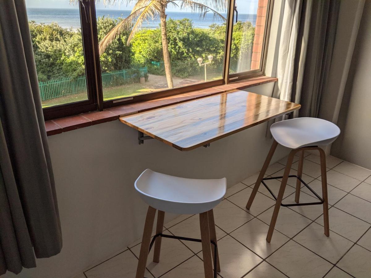 Capri24 - Modern Apartment Overlooking The Sea Amanzimtoti Luaran gambar